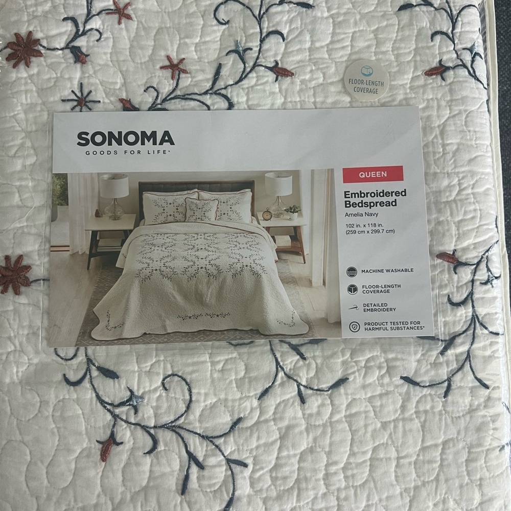 Sonoma Embroidered Bedspread - Brand New Queen - original package 
Ivory base